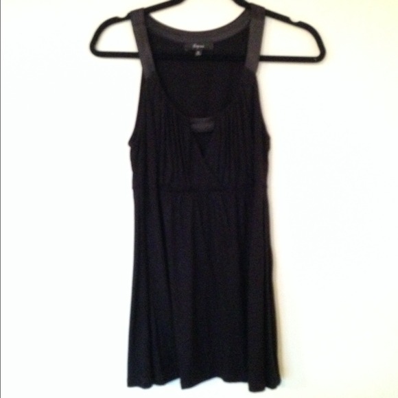 Express Black Tank with Keyhole