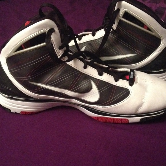 Used nike nike hyper dunks