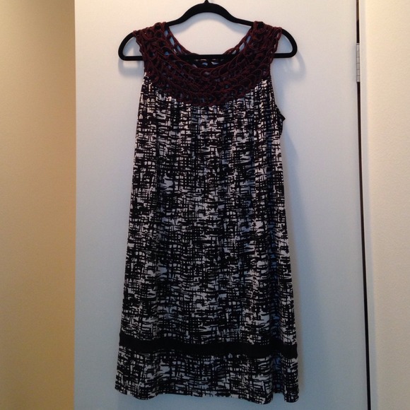 Shift Dress by Enfocus