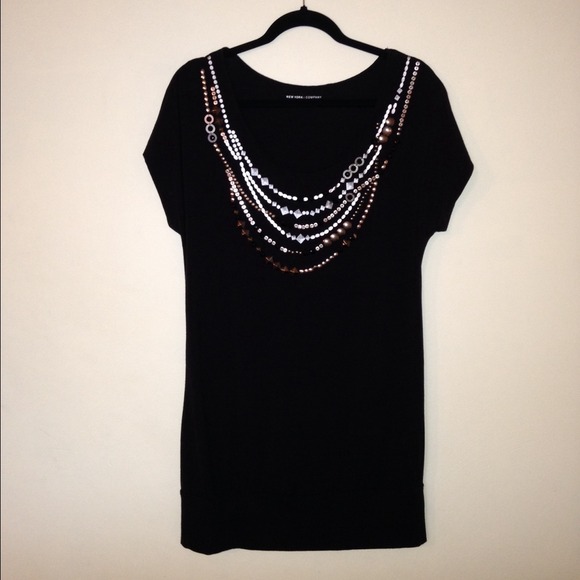 New York and Company Black Tee