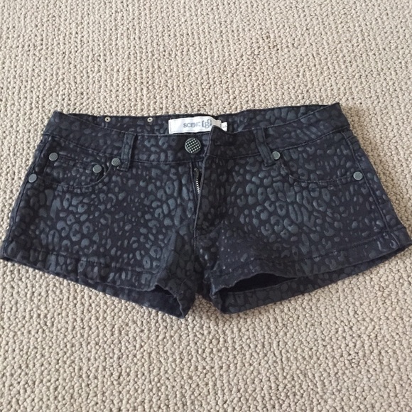 Black leopard print shorts