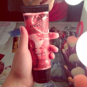SOLD ON MERCARI 🚫 Wen Pomegranate Finishing Creme