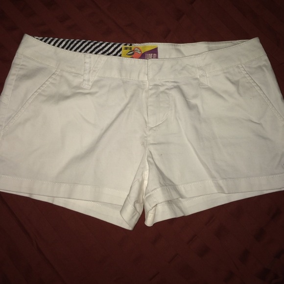 Volcom shorts
