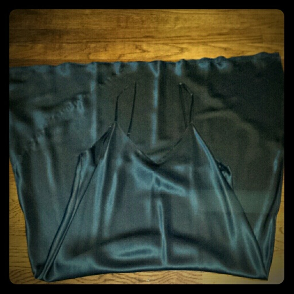 NWOT Womans Long Nightwear Dress