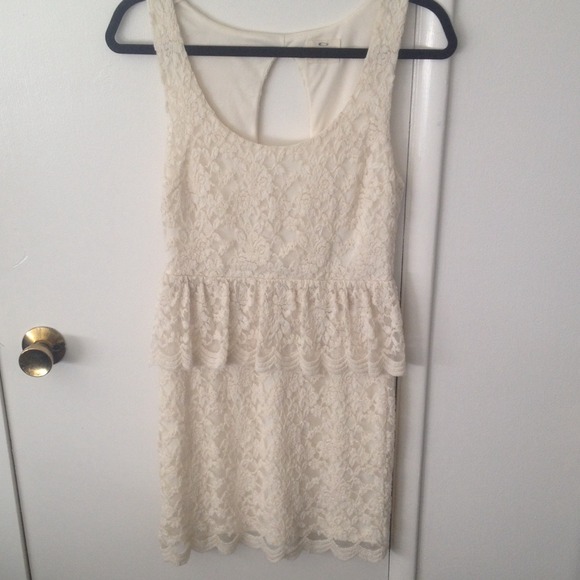❌Traded❌Lace  Dress - Picture 2 of 3