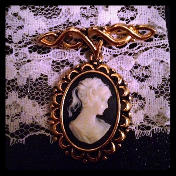 Vintage Pin 5 five dollars