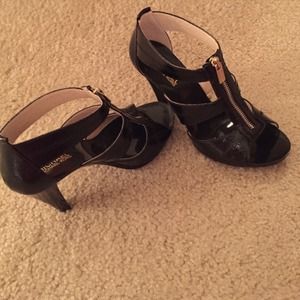 Super cute black heels by Michael Kors!