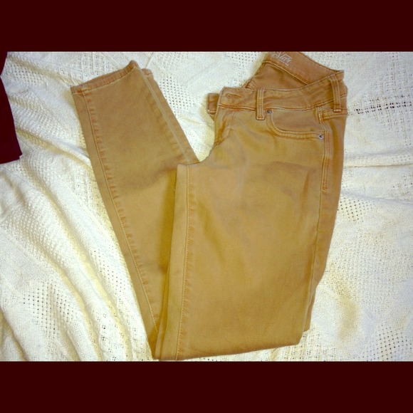 Khaki colored jeans by #OldNavy