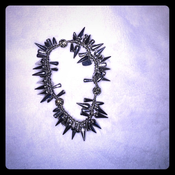 Stella & Dot Renegade Cluster Bracelet