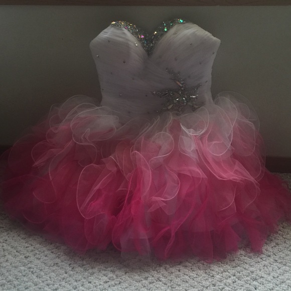 Prom/homecoming dress! - Picture 3 of 4
