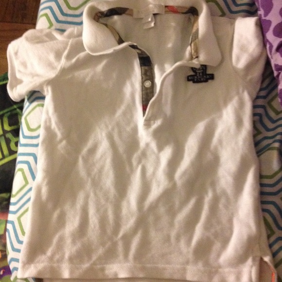 Burbery 3t shirt