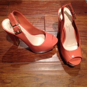 Jessica Simpson coral patent leather heels
