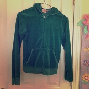 Green juicy tracksuit!💚