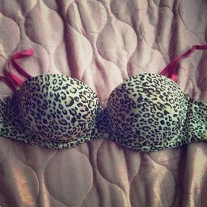 VS cheetah bra!