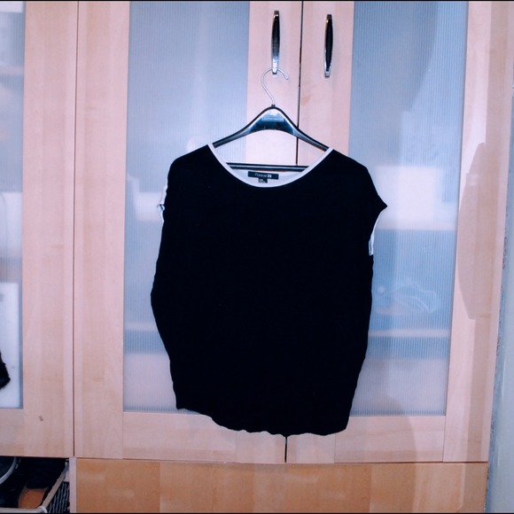 Basic black top
