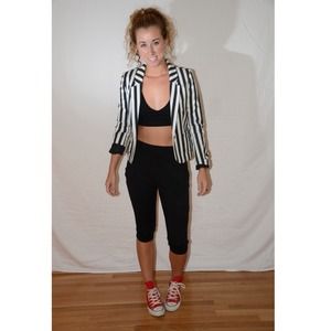 DIVIDED H&M striped blazer