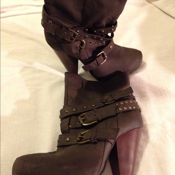 Super cute boots!