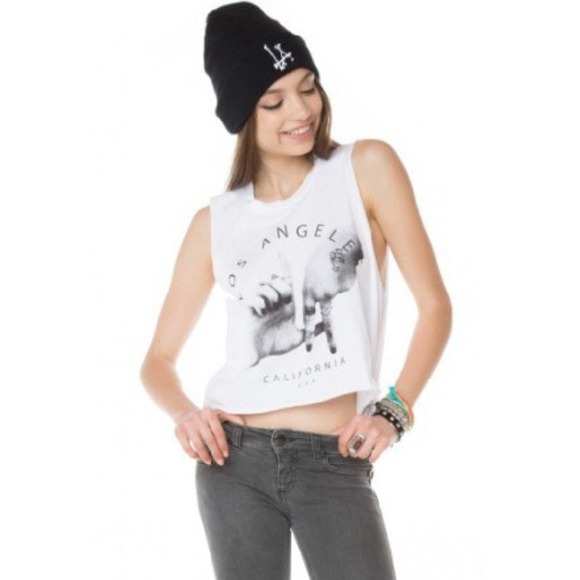 Brandy melville muscle tee
