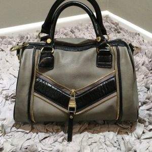 Steve Madden purse