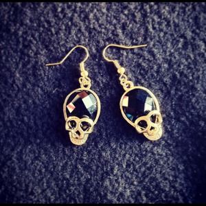 💗Host Pick 💗Gold Skull Earrings
