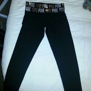 ★★Traded★★Nwot Vs pink yoga leggings