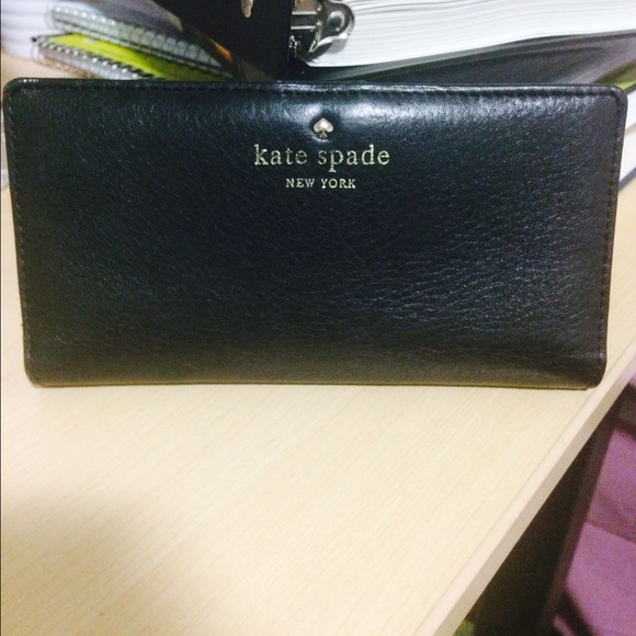 REDUCED💖 KATE SPADE Long Wallet- SUPER CUTE