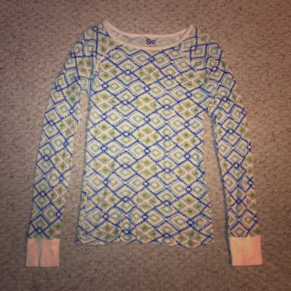 Cozy Aztec aqua/green/blue thermal top Jrs M fit S