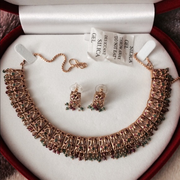 Jewelry - Neckless and earrings.