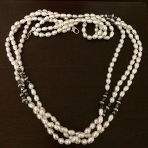 Neckless with wristband 2 sets