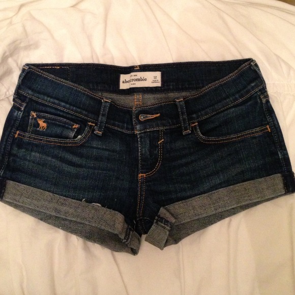 Abercrombie Low rise shorts