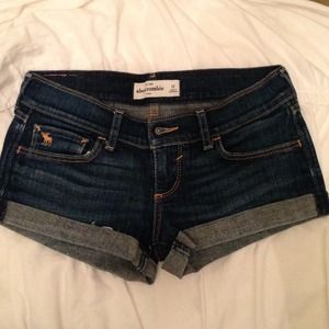 Abercrombie Low rise shorts