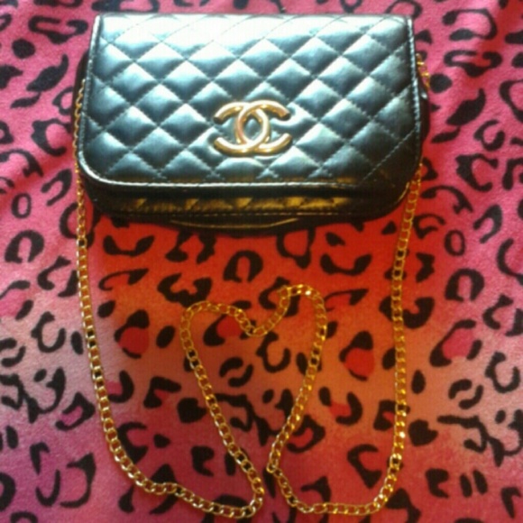 New chanel chain purse