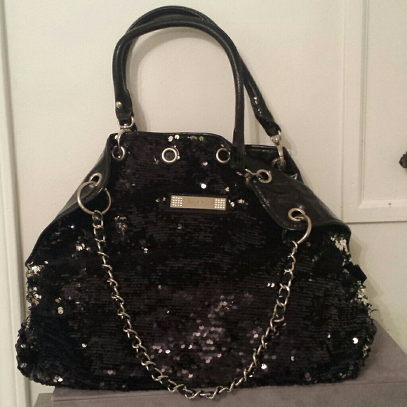 Black sequin bag with chain accents