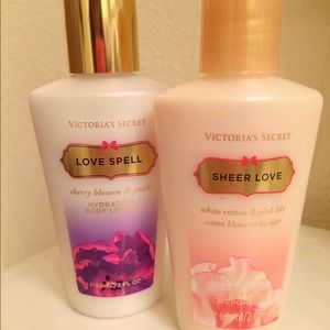 Victoria secret Travel size Lotions🌺💕