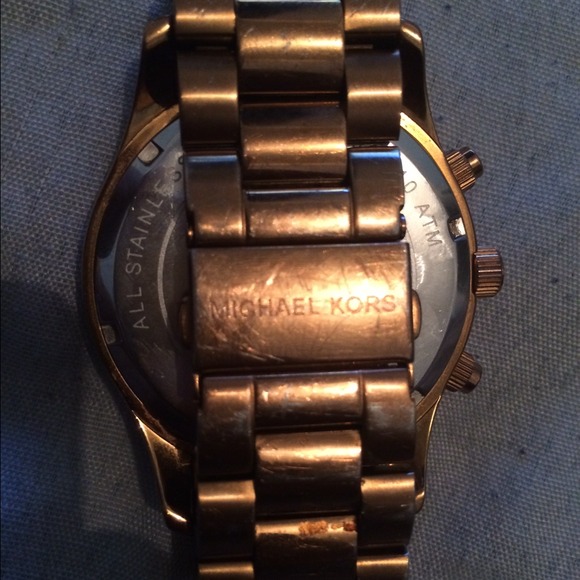 Michael Kors Watch Females - Picture 2 of 2