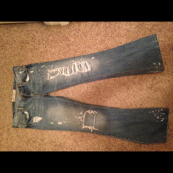 Hollister distressed jeans