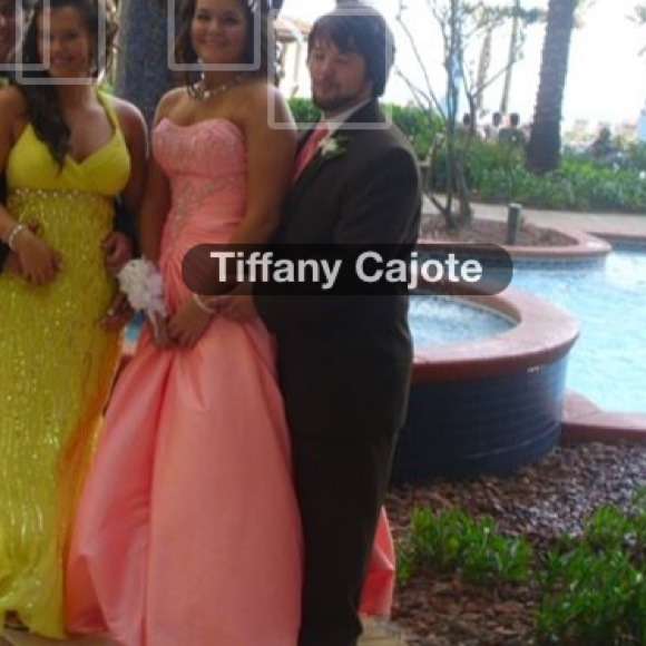 Flirt prom dress size 10 fits a size 7/8 - Picture 1 of 3