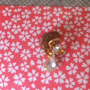 Angel thumbtack  pin