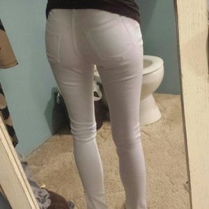 Karlie white skinny pants