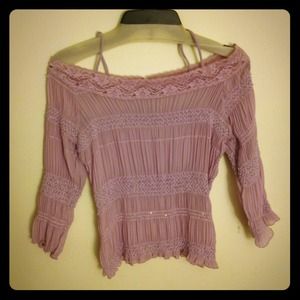 ⭐️ Voxx New York off the shoulders people shirt