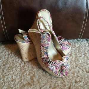 Madden girl flower wedges