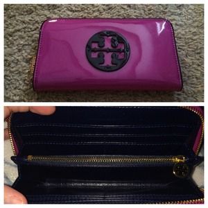 Tory Burch hot pink reva wallet