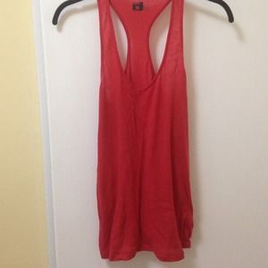 Basic red tank