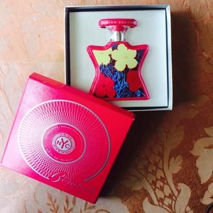 Perfume Union Square Andy Warhol