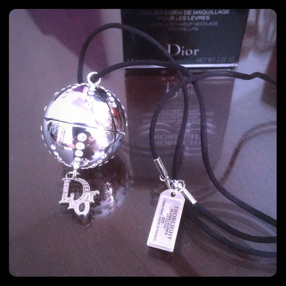 💋Makeup necklace for the lips💋