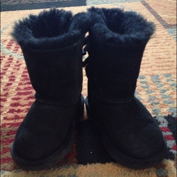 UGG Toddlers. Size 8