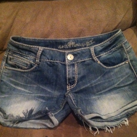 Almost famous jean shorts, EUC
