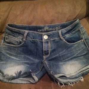 Almost famous jean shorts, EUC