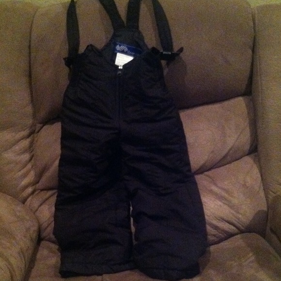 Toddler size snow bib