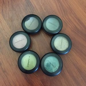 Lot of MAC eyeshadows